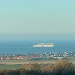 Au Pied Du Cap, Les Pieds Dans L'eau