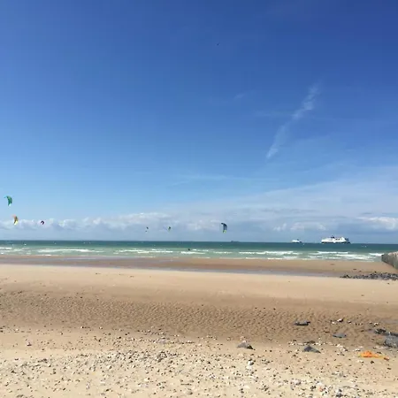 Au Pied Du Cap, Les Pieds Dans L'eau Tatil Evi *